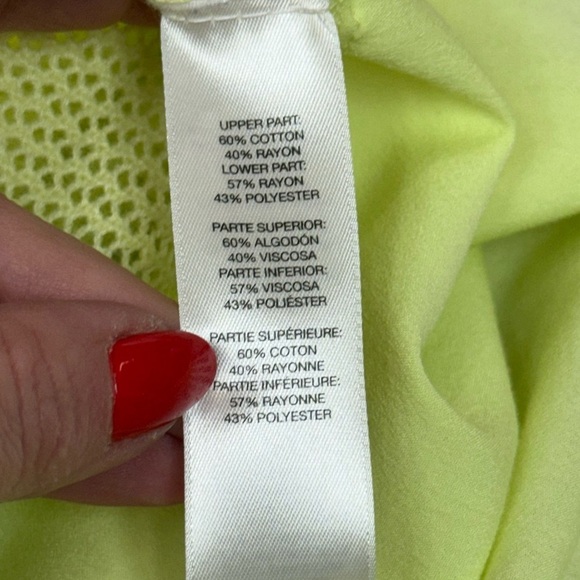 Chico’s Neon Yellow Short Sleeve Open Knit Cardigan Size 1/ Medium - Picture 6 of 7